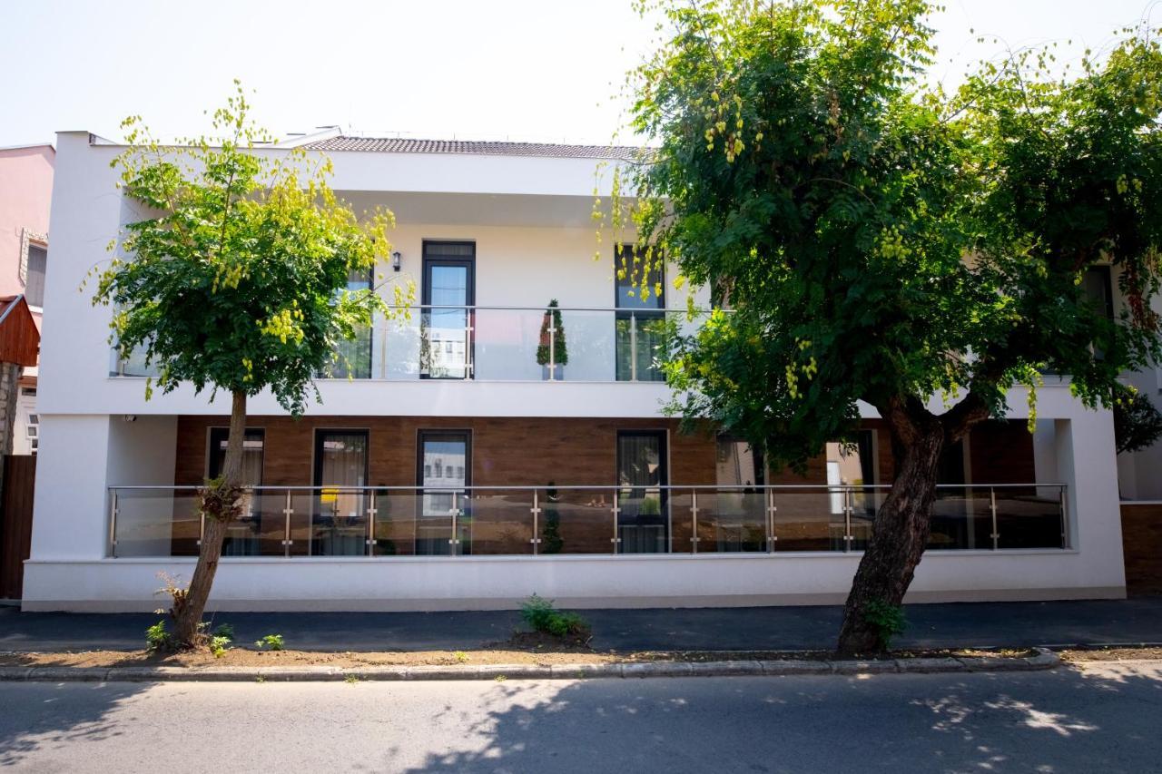 Elixir Panzio Bed and Breakfast Nyírbátor Εξωτερικό φωτογραφία