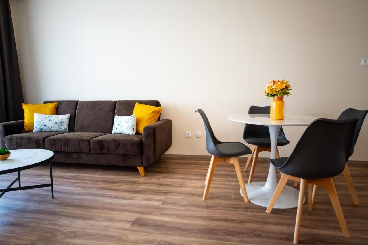 Elixir Panzio Bed and Breakfast Nyírbátor Εξωτερικό φωτογραφία