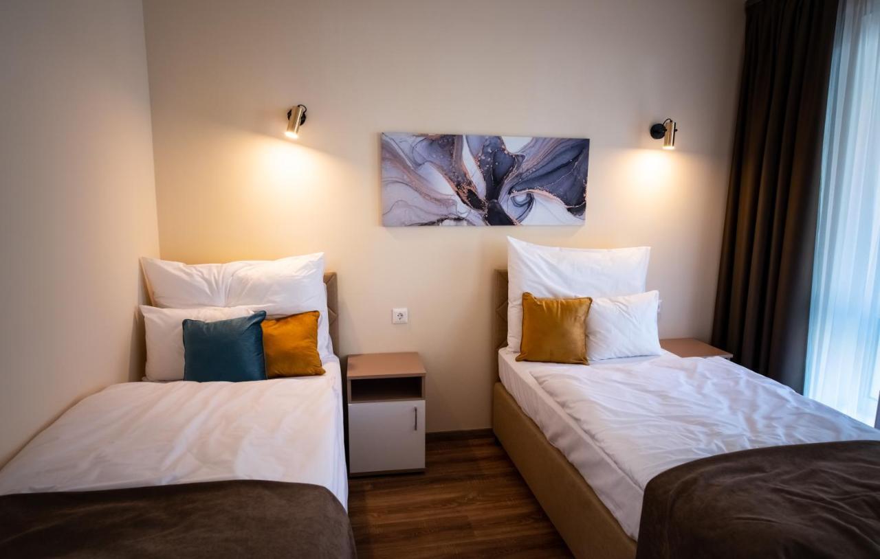 Elixir Panzio Bed and Breakfast Nyírbátor Εξωτερικό φωτογραφία
