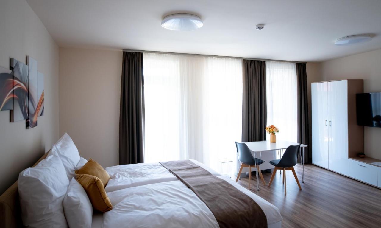 Elixir Panzio Bed and Breakfast Nyírbátor Εξωτερικό φωτογραφία