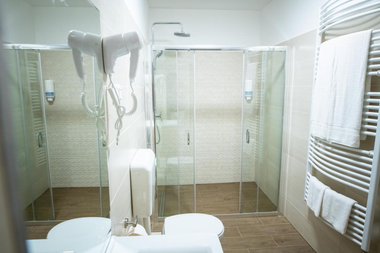 Elixir Panzio Bed and Breakfast Nyírbátor Εξωτερικό φωτογραφία