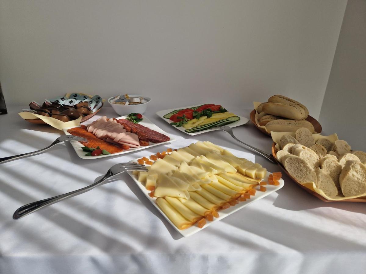 Elixir Panzio Bed and Breakfast Nyírbátor Εξωτερικό φωτογραφία
